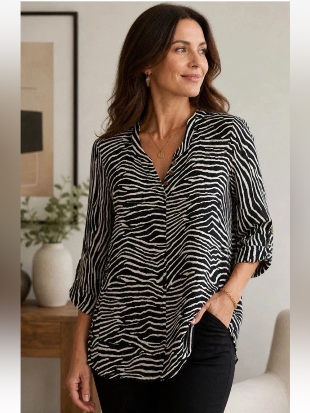 John Mark Women’s M Animal Print Layered Hem 3/4 Sleeve Blouse Wild Bold Classic